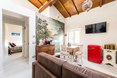Gli specchi - Steps to the walls - 2 SmartTV – Fotos 5