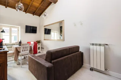 Gli specchi - Steps to the walls - 2 SmartTV – Fotos 15